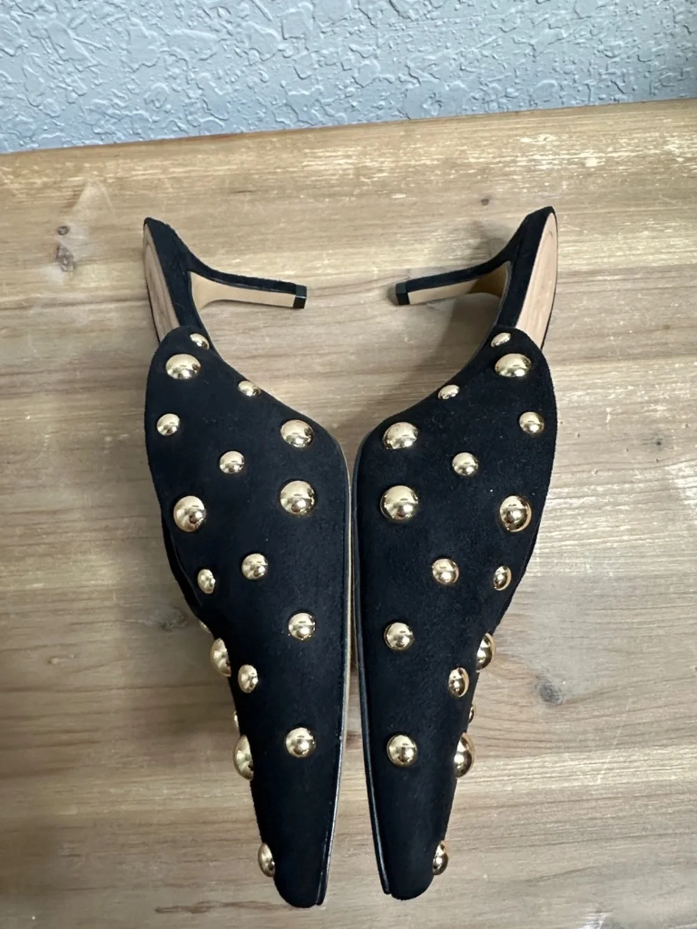 I.N.C. Women's Genevie Black and gold studded Pointed Toe Heeled Mules size 6.5 - Picture 6 of 15